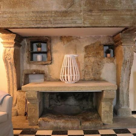 Entre Uzes Et Le Pont-Du-Gard Le Logis D'Autrefois Διαμέρισμα Castillon-du-Gard Εξωτερικό φωτογραφία
